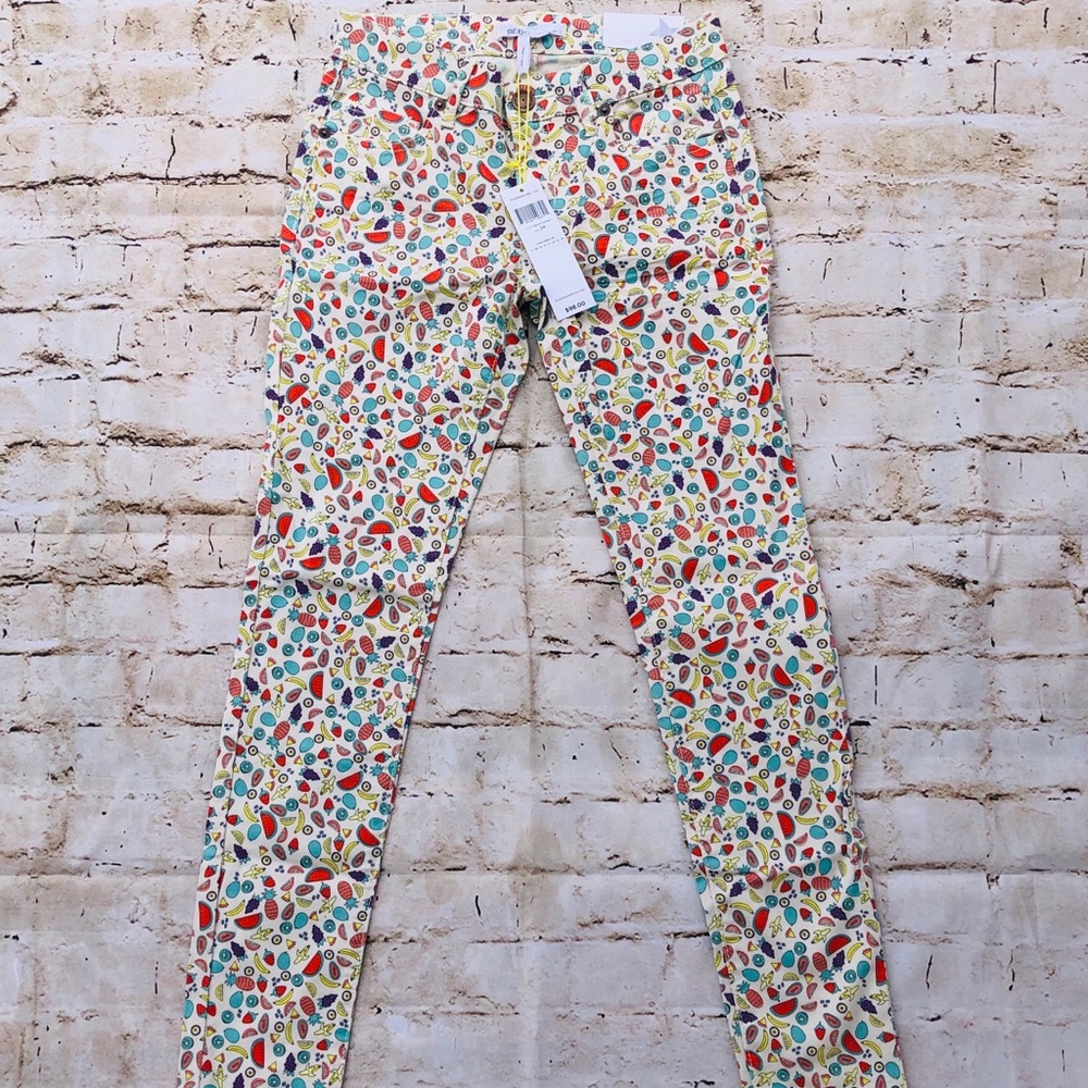 NWT BCBGENERATION Fruit Jeans